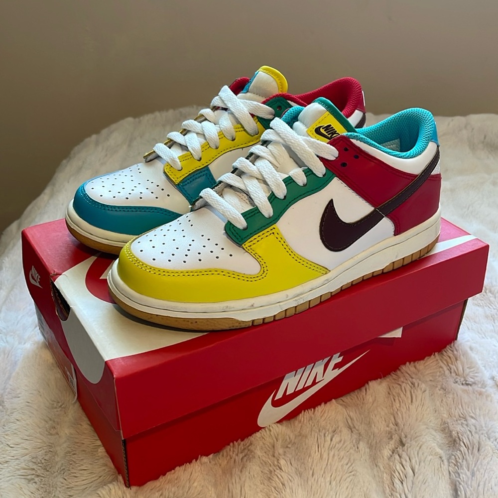 Nike Free.99 Dunk Low GS (5Y/ 6.5 Women’s)